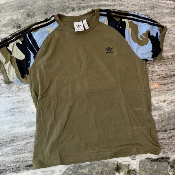 Adidas Men's Olive and Camo Short Sleeve Tee - Picture 2 of 5